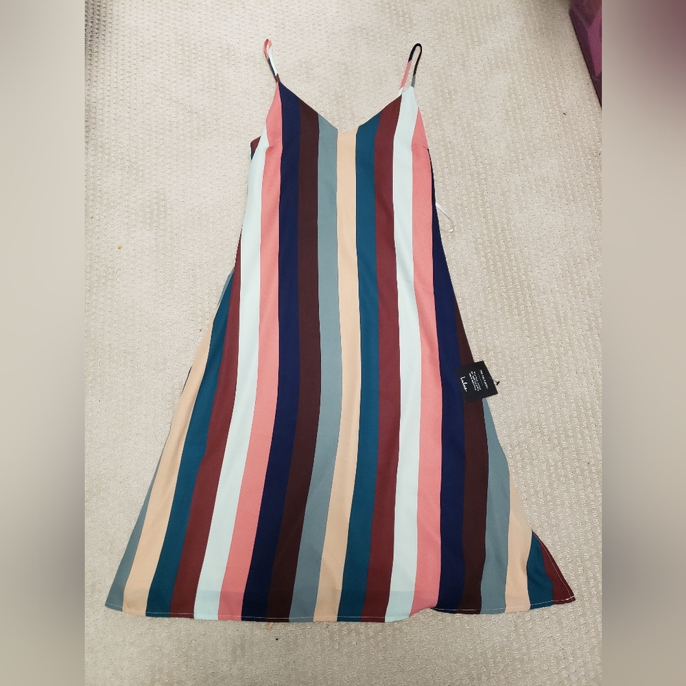 Brand New Large Lulus brand Multi-Colored women's maxi dress with tags